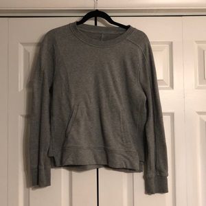 Great condition lululemon pullover